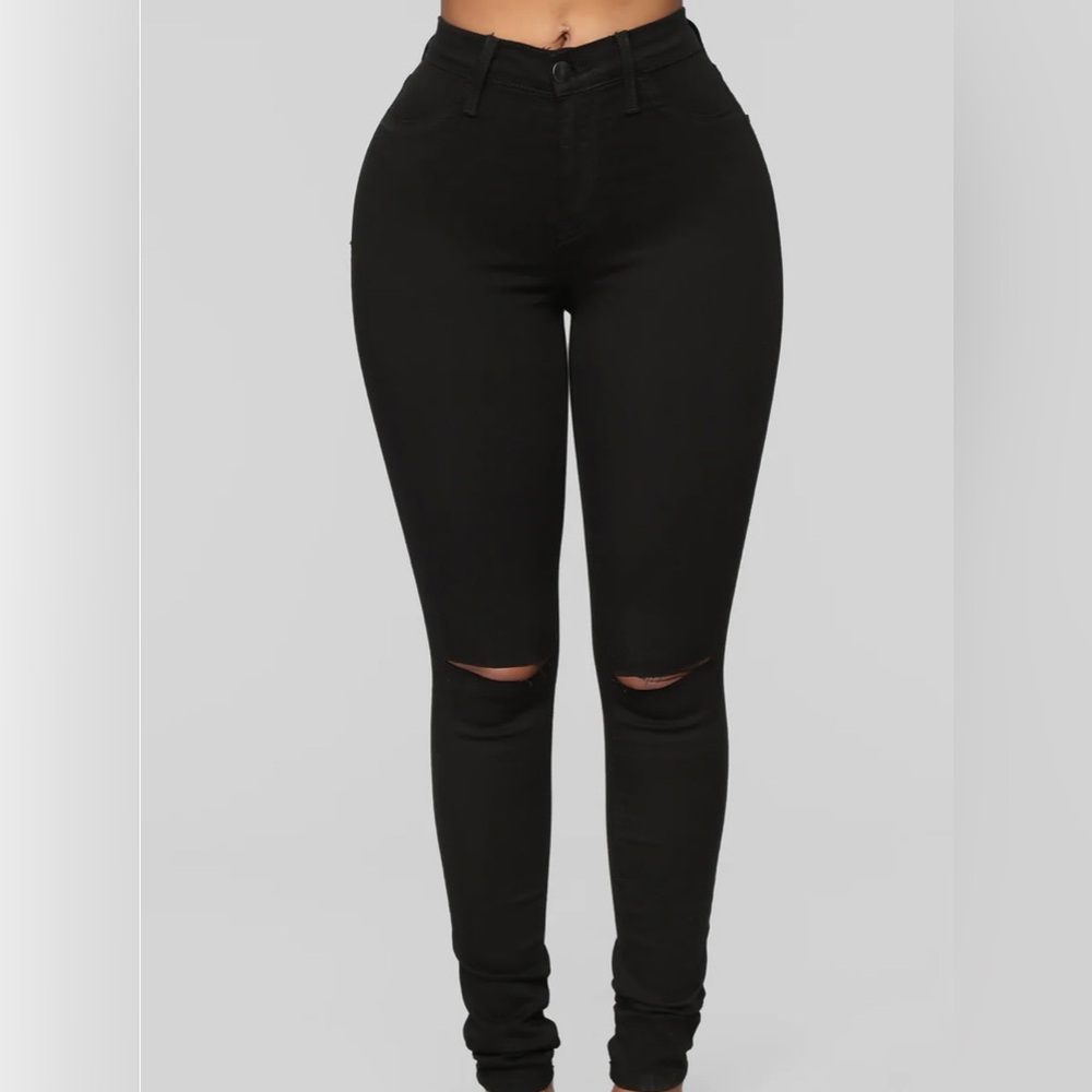 Fashion Nova Canopy Ripped Jeans Size 11 Black